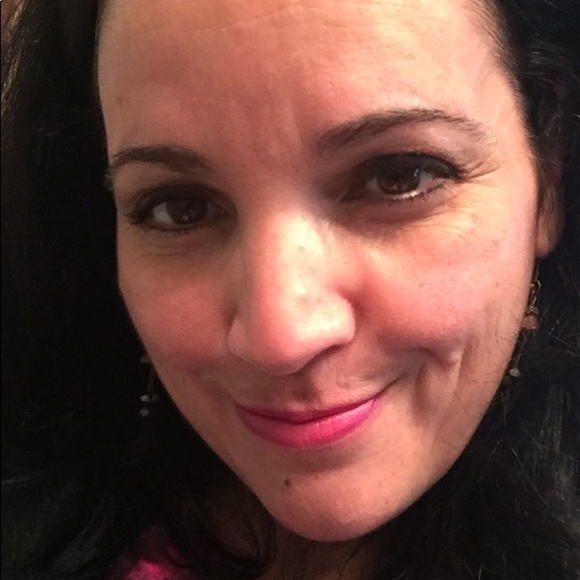 Meet your Posher, Faiza - Picture 1 of 1